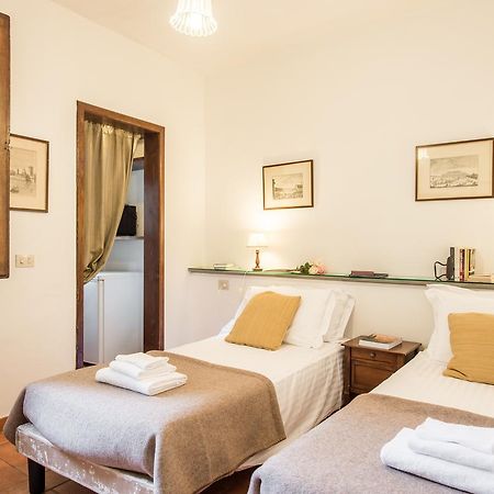 Antefissa Florence Luaran gambar